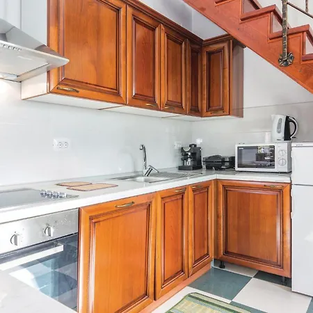 Cozy In Gracisce With Wifi Apartment