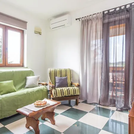 Apartment Cozy In Gracisce With Wifi
