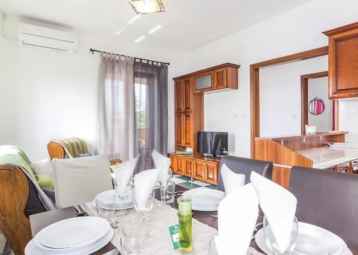 Apartman Gracisce 07 *